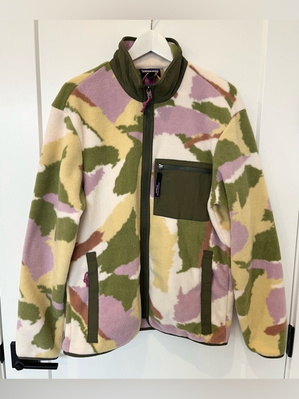 NWT Patagonia Synchilla Men’s Full Zip Fleece Jacket Sunshine Natural Size M